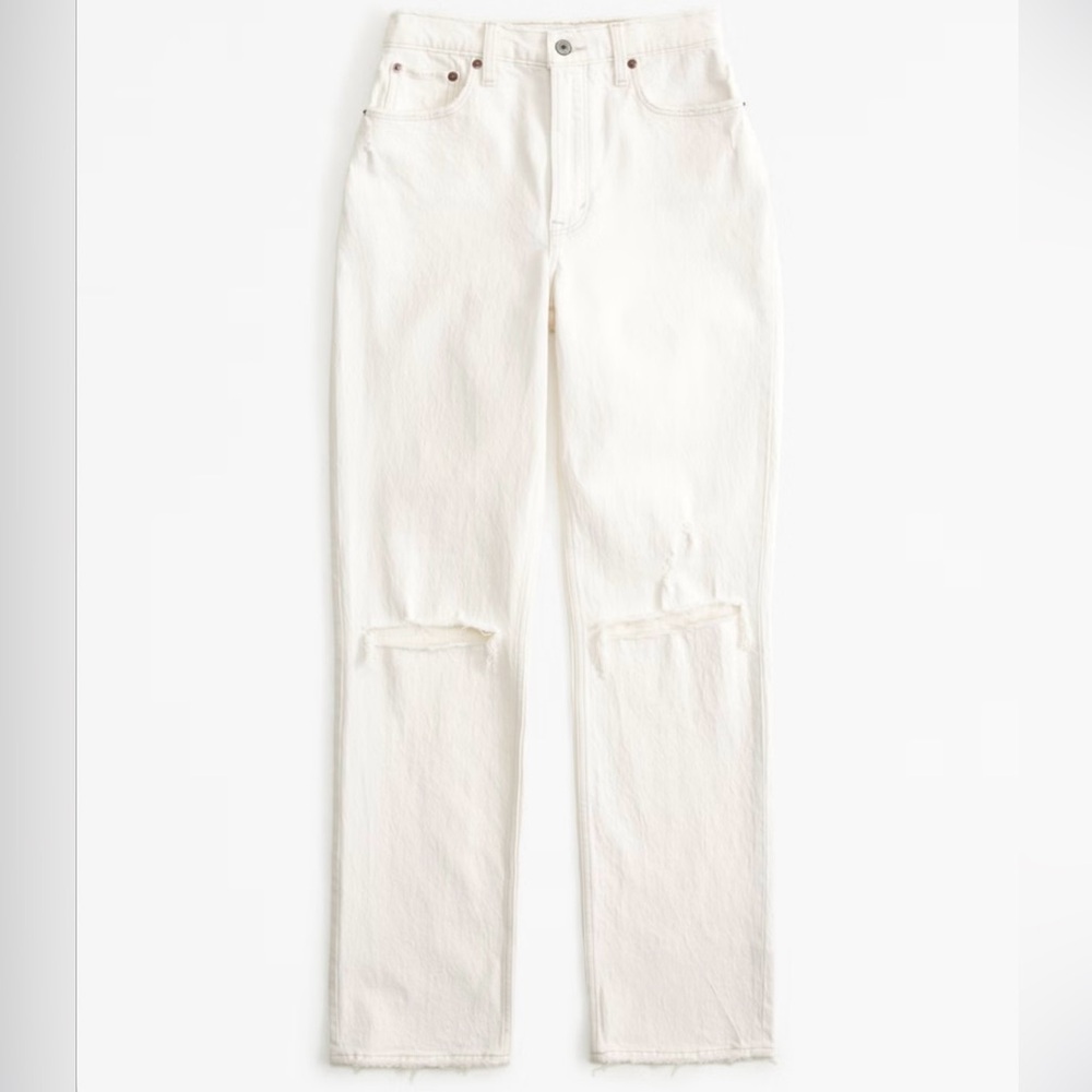 Abercrombie & Fitch The Mom High Rise Curve Love Jeans; white; size 25 short(0s)